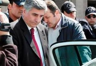 HİKMET ÇİÇEK/ Bir rektör dört yıldır tutuklu