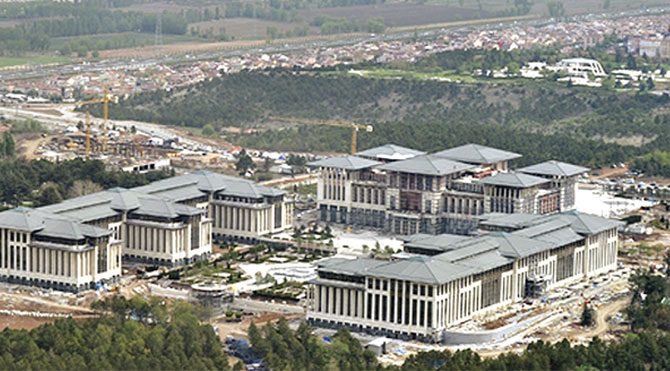 Ak Saray’a harcanan para ile Mars’a dört uydu gönderilirdi