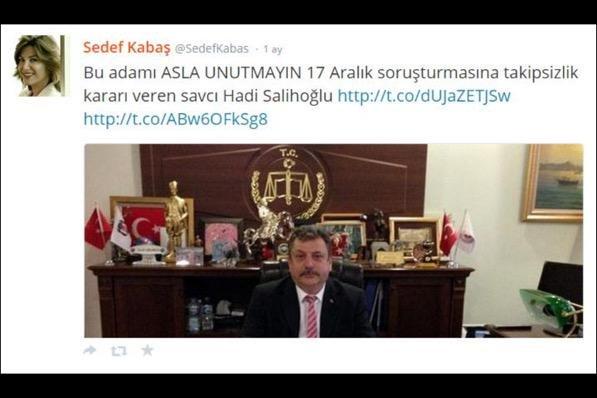 Gazeteci Sedef Kabaş ’17 Aralık’ tweet’i nedeniyle evi basılıp gözaltına alındı!