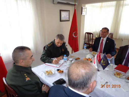Muvazzaf ve Emekli Asubaylar ile diyalog devam ediyor