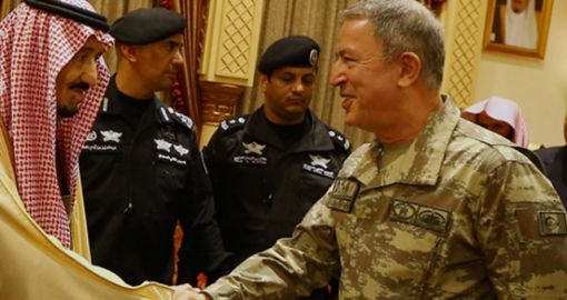 Genelkurmay Başkanı Org.Hulusi Akar'ın Yeni Kamuflajı: Rütbe Göğüste