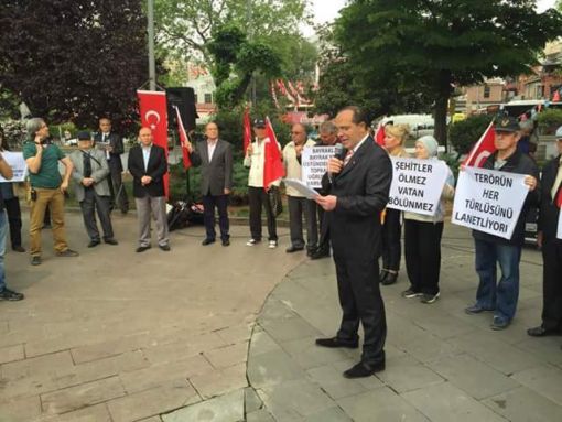 Emekli astsubaylar şehitler ve özlük hakları için İstanbul'da eylem yaptı
