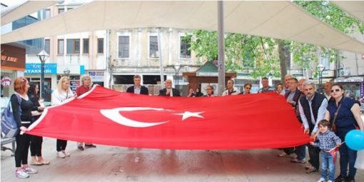 Emekli astsubaylar şehitler ve özlük hakları için Ordu'da eylem yaptı