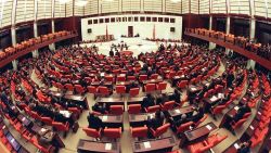 Astsubay mı assubay mı tartışması Meclis gündemine taşındı.
