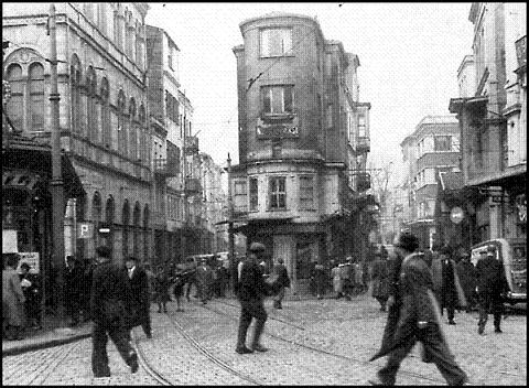 Eski adı “PERA” olan Beyoğlu’nda şöyle bir gezinelim