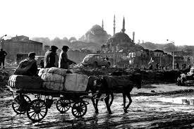 Kapılı ve Köy’lü semtlerimiz pek çoktur.