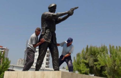 Demokrasi Şehidi Kıdemli Başçavuş Ömer Halisdemir’in heykeli dikildi