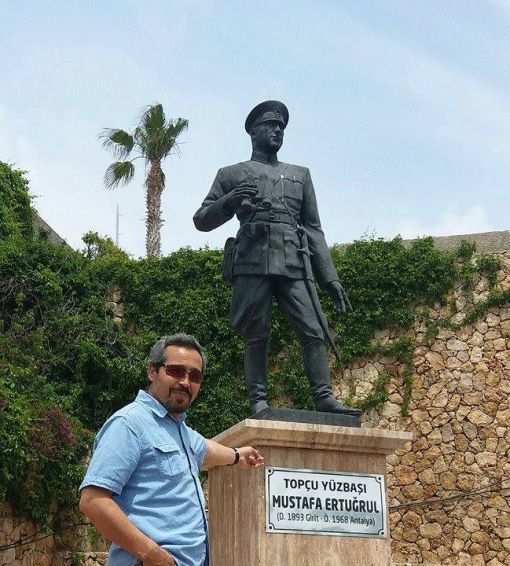 UÇAK GEMİSİ BATIRAN İLK TÜRK...