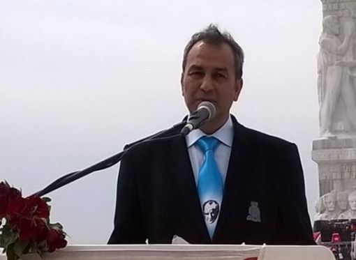 EMEKLİ BİR ASSUBAYIN İZMİR'DE YÜKSELEN SESİNE KULAK VERELİM!