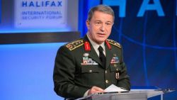 Hulusi Akar’dan NATO krizi ile ilgili ilk açıklama