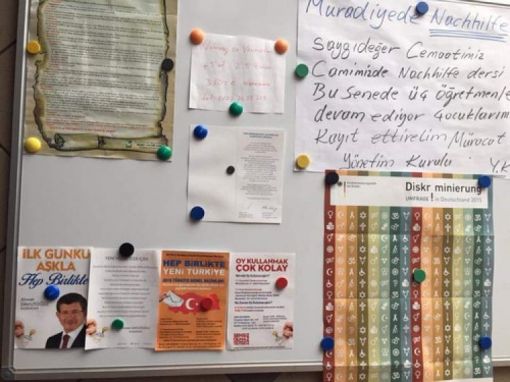 AKP Avrupa'da camileri suistimal ediyor.