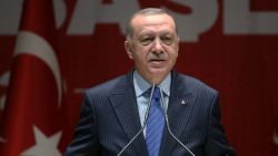 Erdoğan: Kadınlarımızı dışlayan ötekileştiren faşist zihniyete izin vermeyeceğiz.