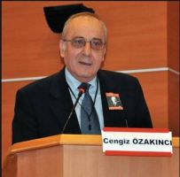 Cengiz Özakıncı, 5 Aralık “Türk Kadının Seçme Seçilme Hakkı”nın 2011’den sonra “Dünya Kadın Hakları Günü” adı altında kutlanıldığına dikkat çekti