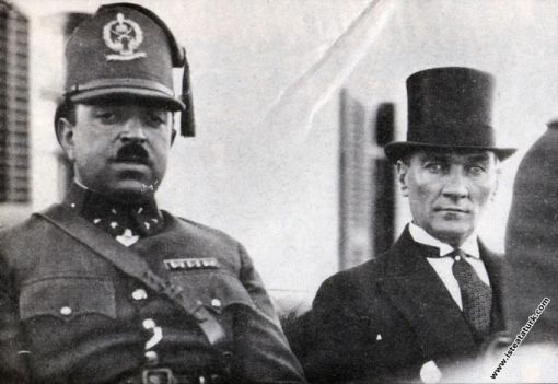 Con Sinov: Afganistan'ın şimdiki hali çok üzücü.