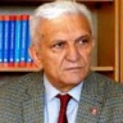 Bülent ESİNOĞLU: Kumpasın İçindeki Generaller!